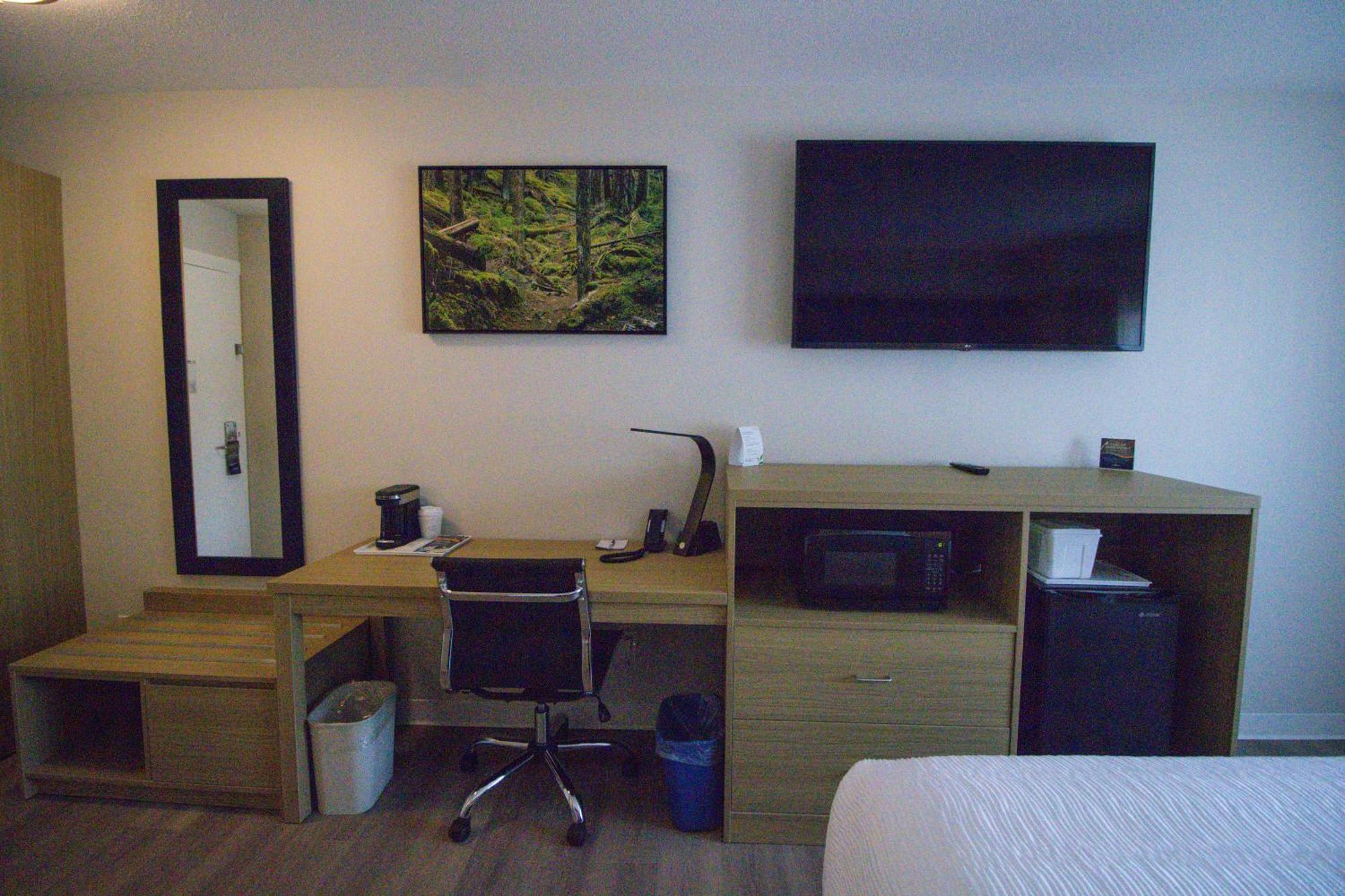 Baymont By Wyndham Gold River Kültér fotó